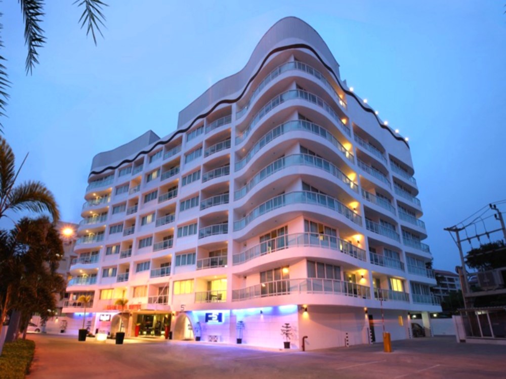 Amari Nova Suites - Pattaya Central