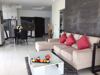View Talay 6 - 1 bedroom corner unit for sale - Condominium - Pattaya Central - Central Pattaya